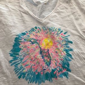 EUC Lily loves Florida Tee